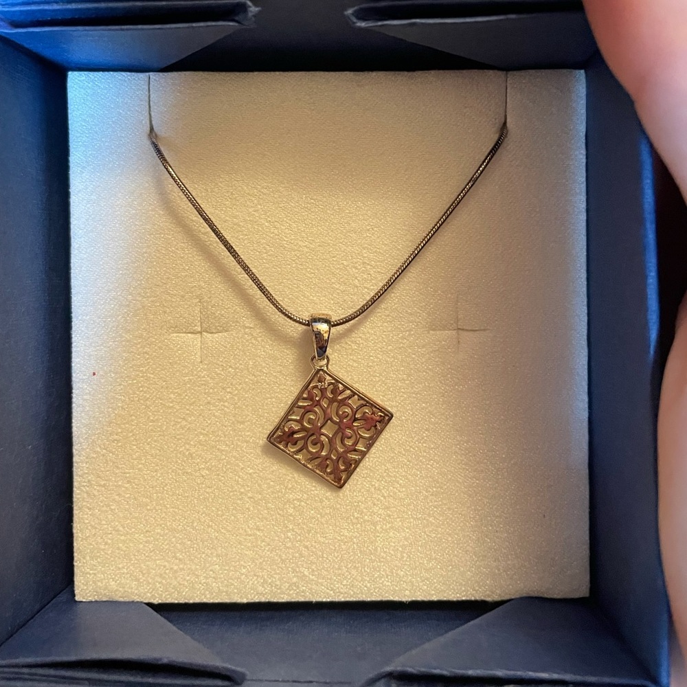 Southern Gates Collection necklace